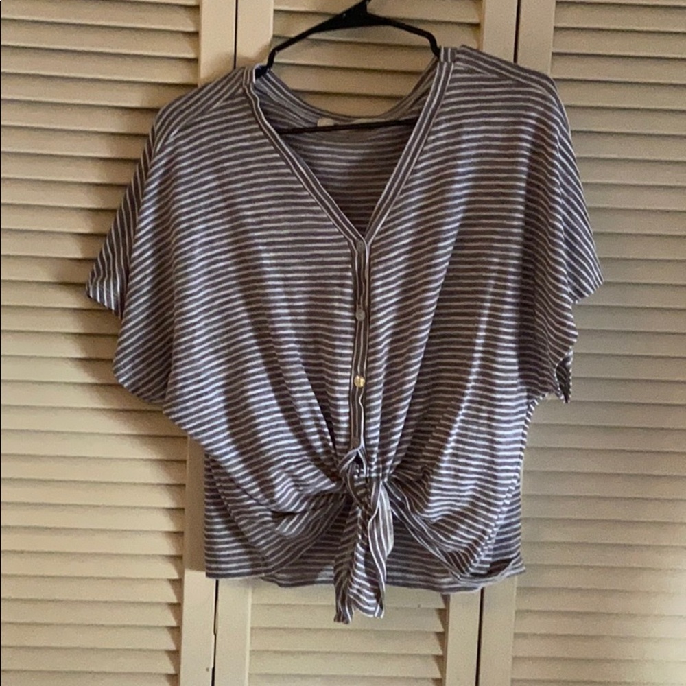 Tie top perfect for summer